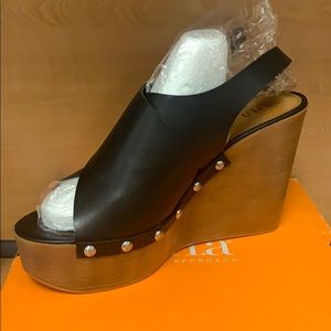 Ana Black Wood wedges